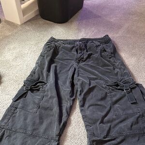 American Eagle Women’s Black Cargo Pants - Classic Utility Style